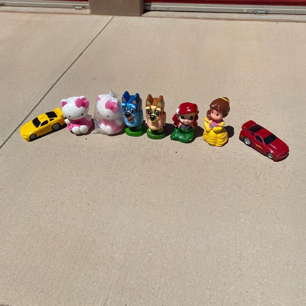 Colorful Kids Toy Set with Cars and Figures